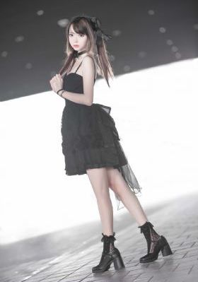 国产一女多男免费视频网站_全集无删减版高清免费观看